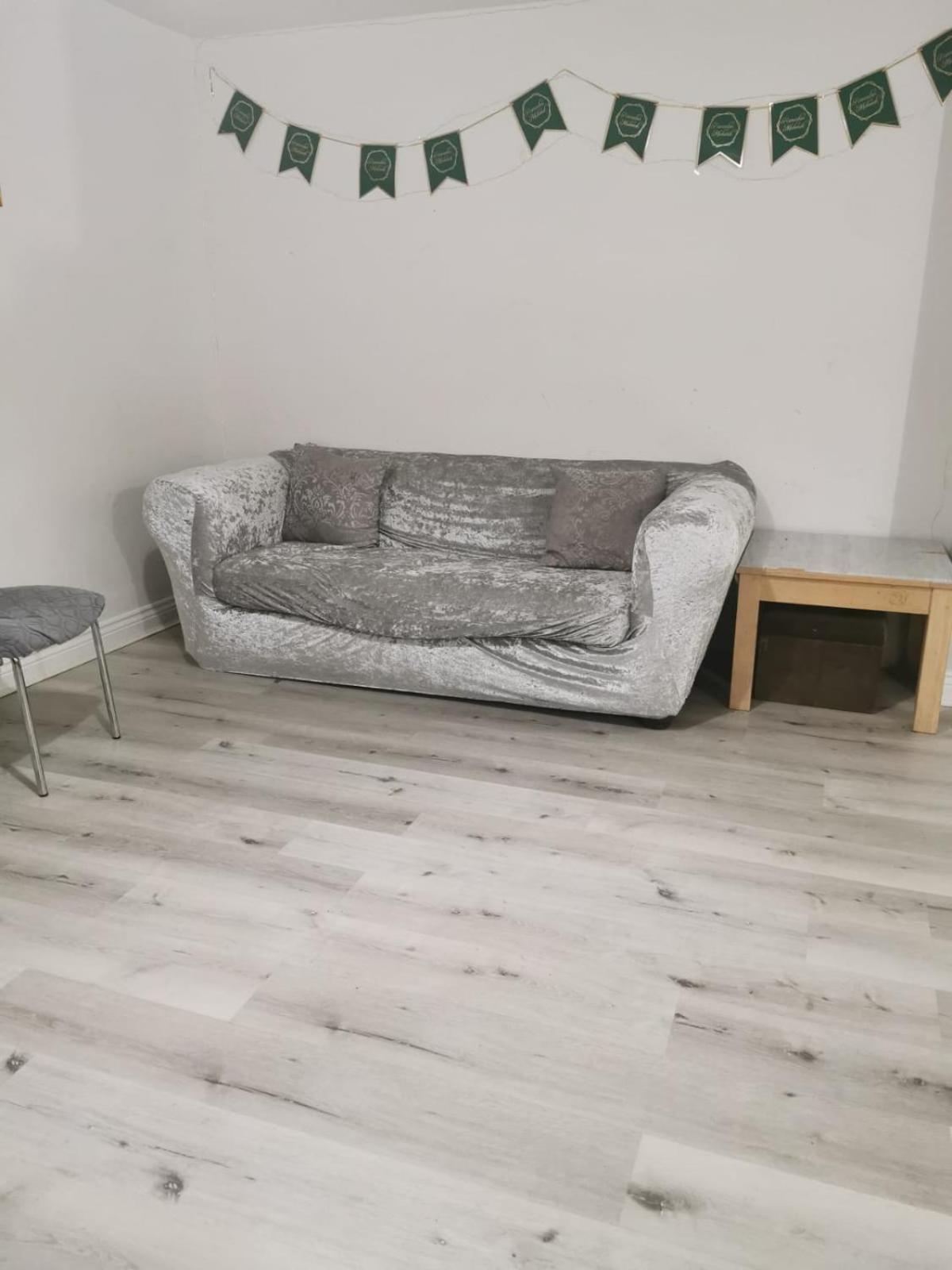 סלאו 3 Bedroom Home Near Windsor Castle, Legoland, & Heathrow מראה חיצוני תמונה